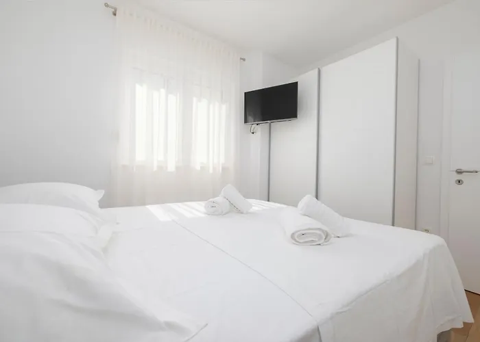 Luxury And Peaceful Paradise