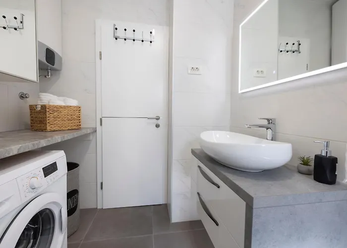 Luxury And Peaceful Paradise Apartament Makarska